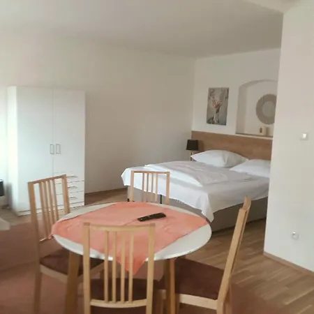 Sedmikráska Apartamento *