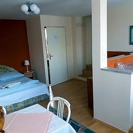 Sedmikraska Apartment